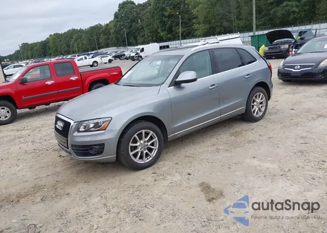 2010 Audi Q5 3.2 Premium z USA, uszkodzony, nr VIN WA1LKAFP7AA094983